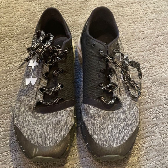 Under Armour | Shoes | Black And Grey Under Armour | Poshmark